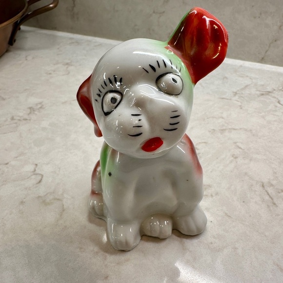 VINTAGE, SMALL, CERAMIC DOG FIGURINE. . PLAYFUL, FLOP-EARRED PUPPY. - Picture 9 of 10